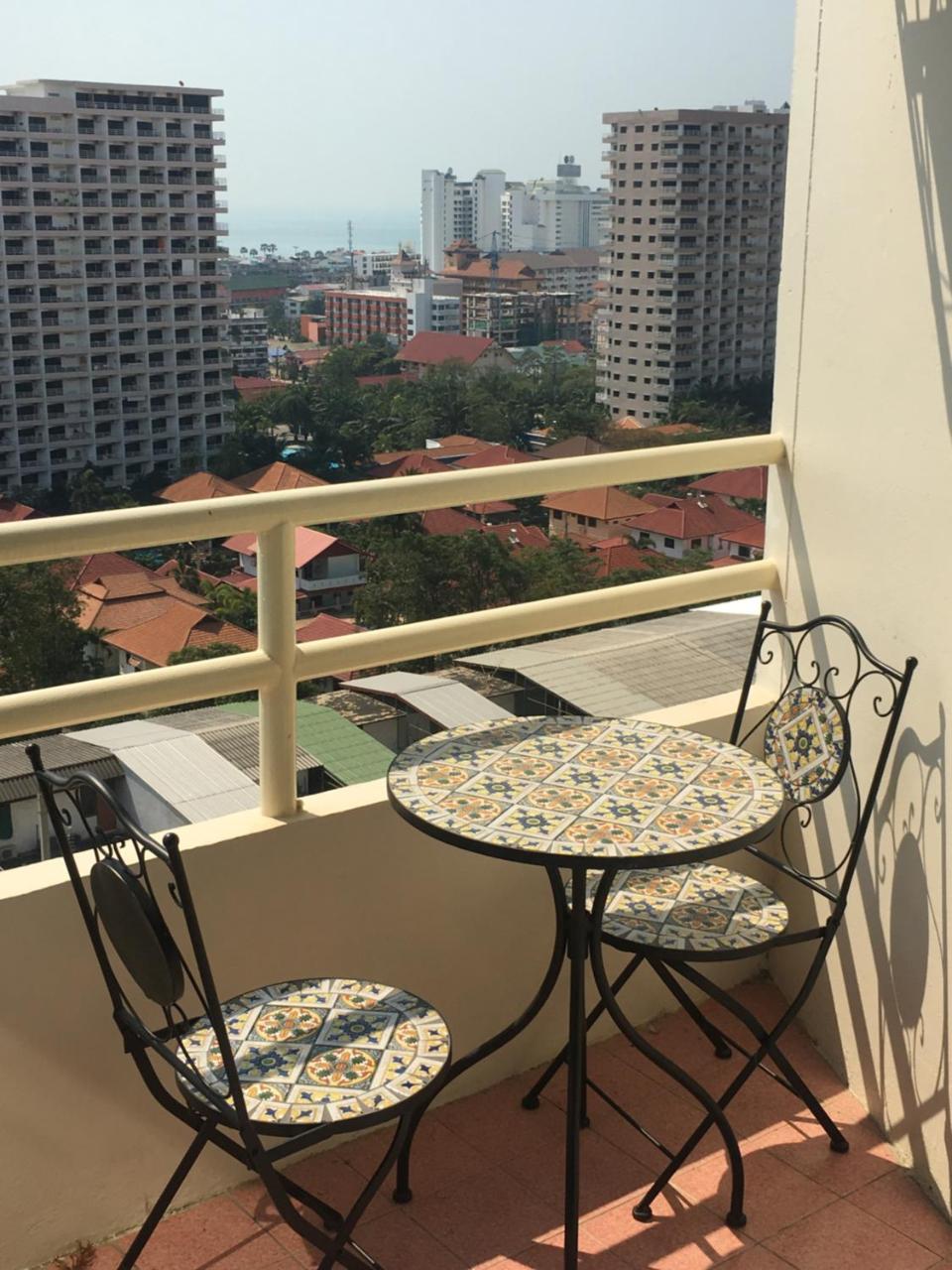 View Talay 1B Holidays Pattaya Exterior foto